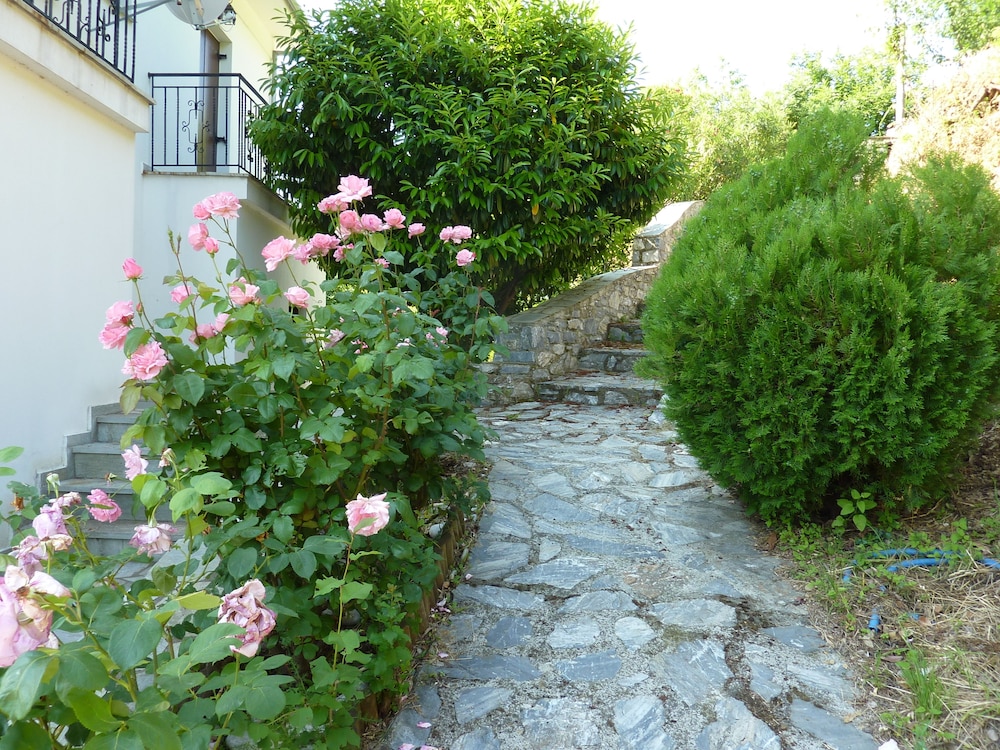Villa Thea