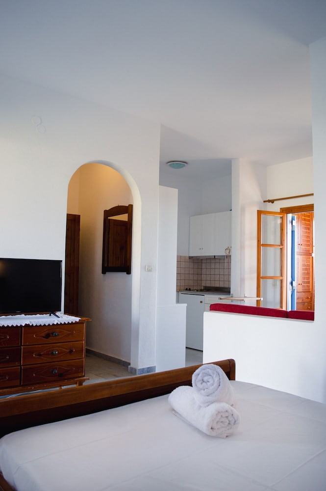 Moonlight Kastraki Beach House