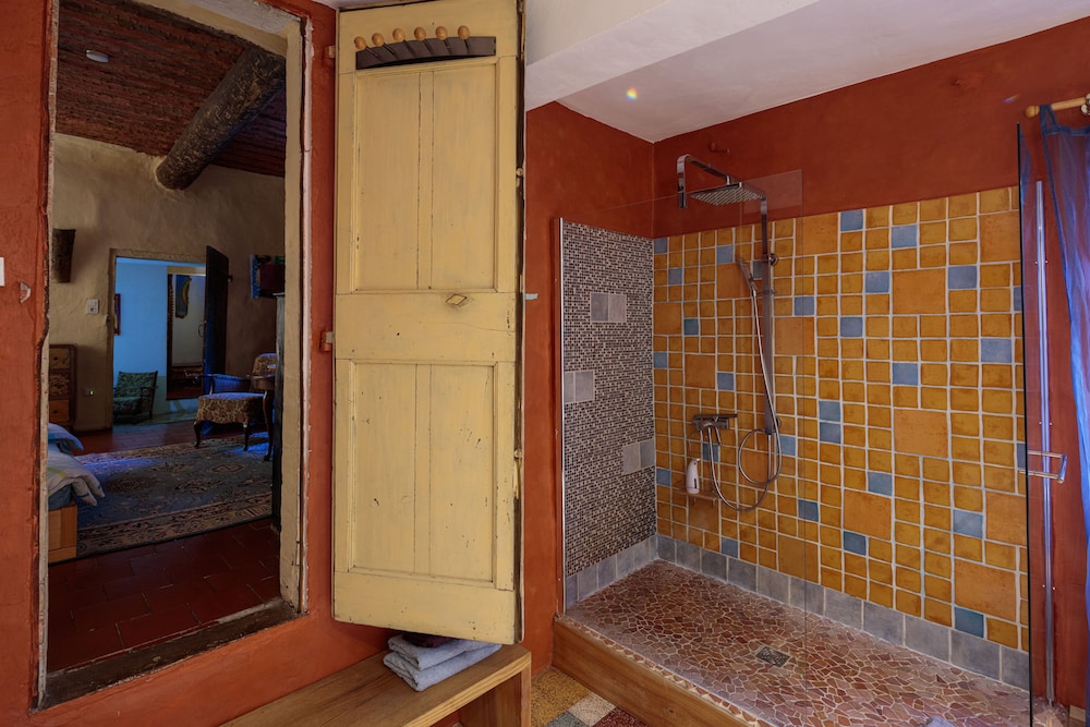 La Vieille Maison - Chambre et Halte Gourmande