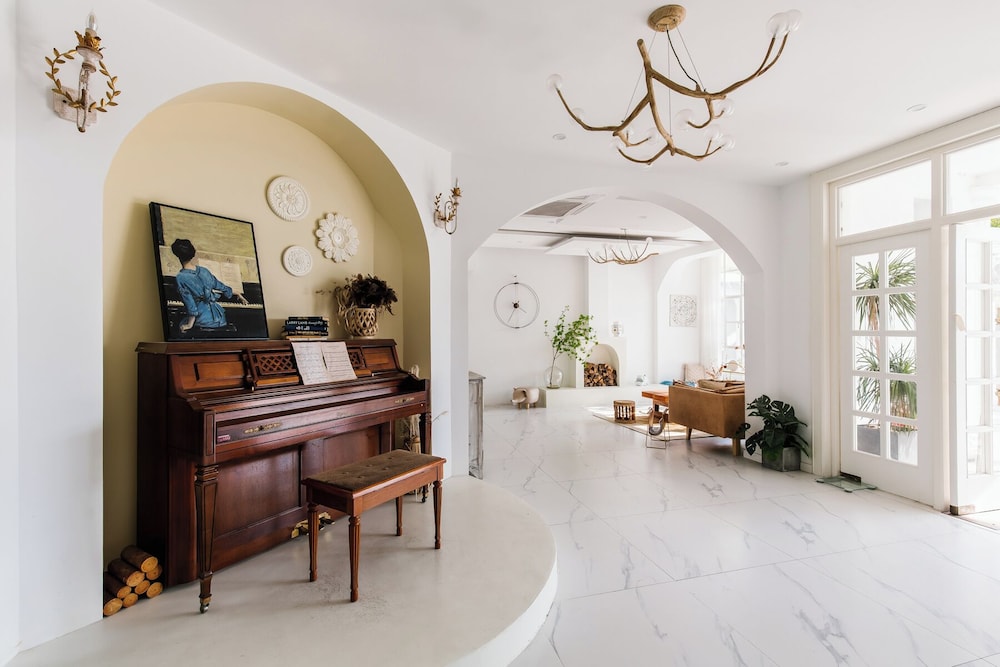 Shanghai Ruochu Designer Guesthouse-Near Shanghai Pudong Airport & Disneyland