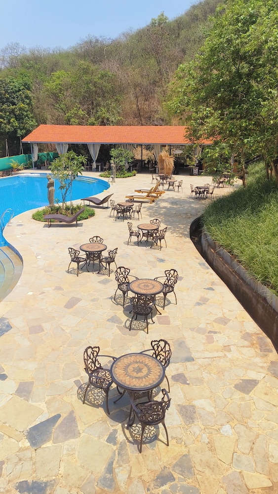 THE FORESTA RESORT