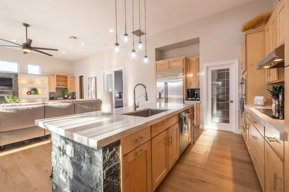 Fountain Hills Nicklaus 4 Bedroom Home by RedAwning - Property Image 35