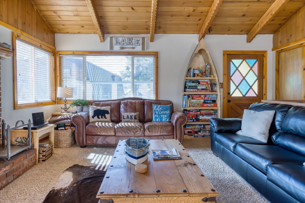 Lakeside in Bearadise by Avantstay Gorgeous Mountain Cabin in Boulder Bay