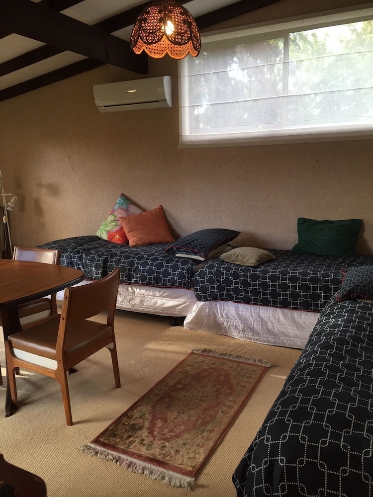Lakeview Holiday Home