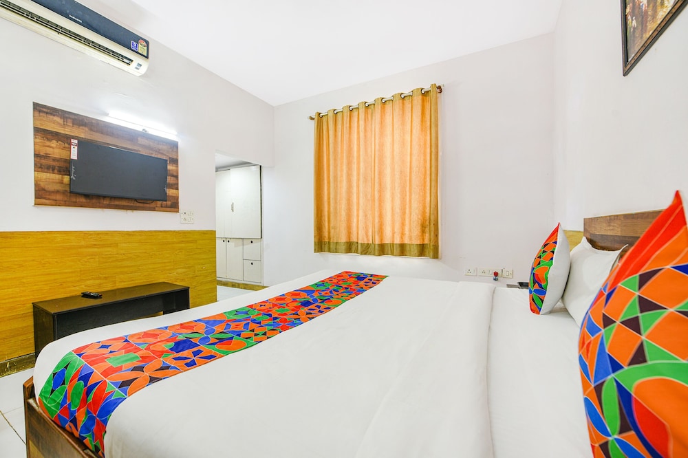 FabHotel The White Orchid