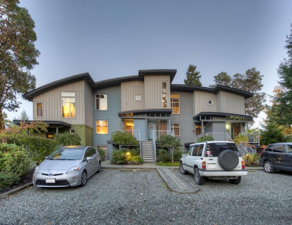 Parksville Vacations - Tanglewood Beach Homes - Property Image 3