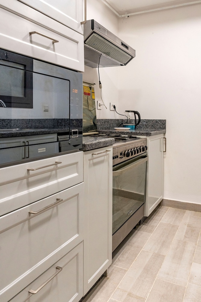 Vesta - Luxury APT - 2BR - Cfc Xviii
