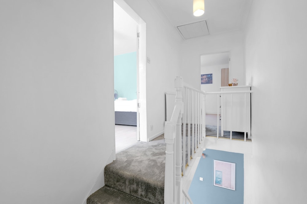 Charming 3 Bed House at Blakes Cottages