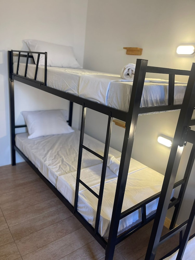 Grand' Hostel