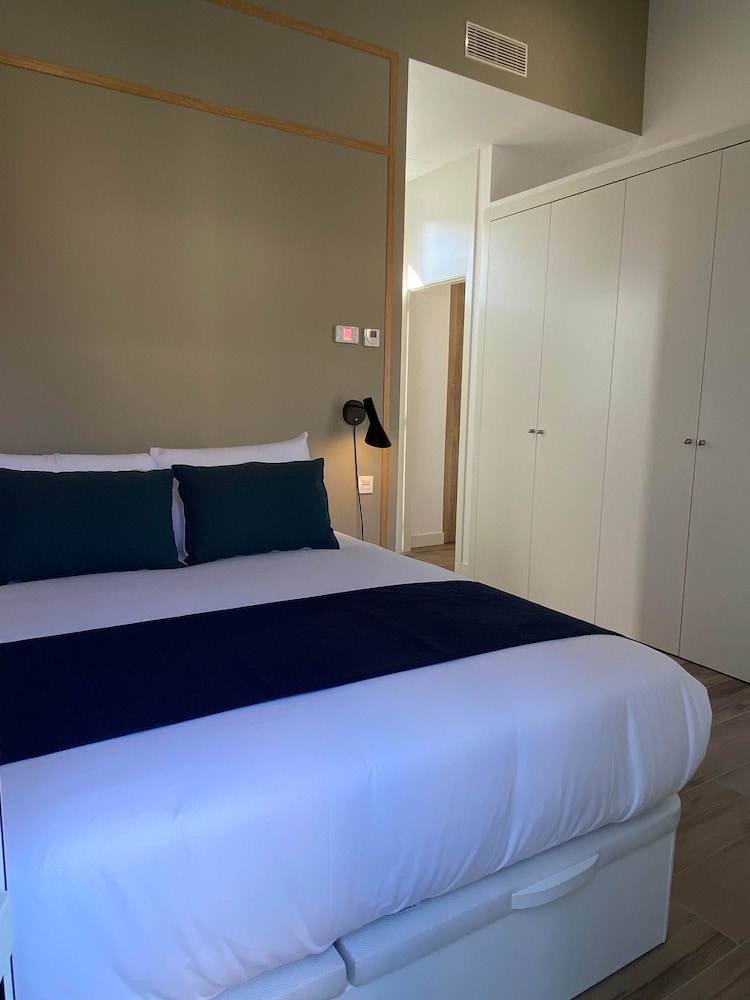 w Dreamy 1BR With Terrace in Chueca