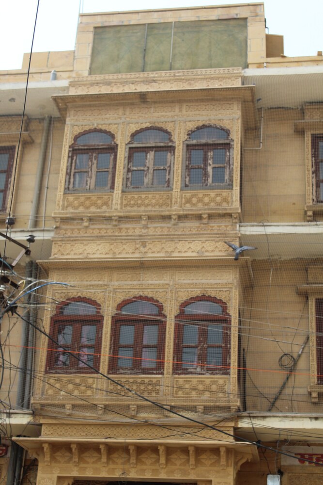 Photo 8