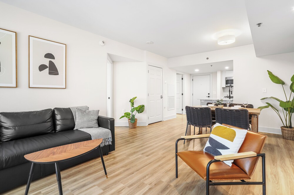 Well Appointed Apartments W Full Comfort