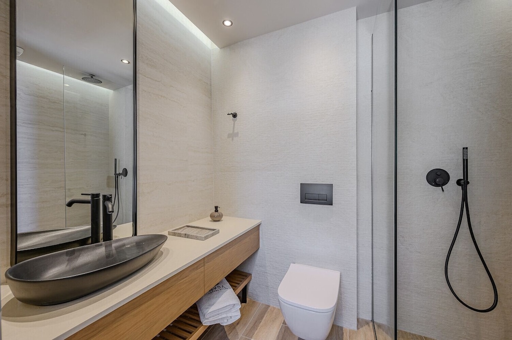Nysa Luxury villa 1