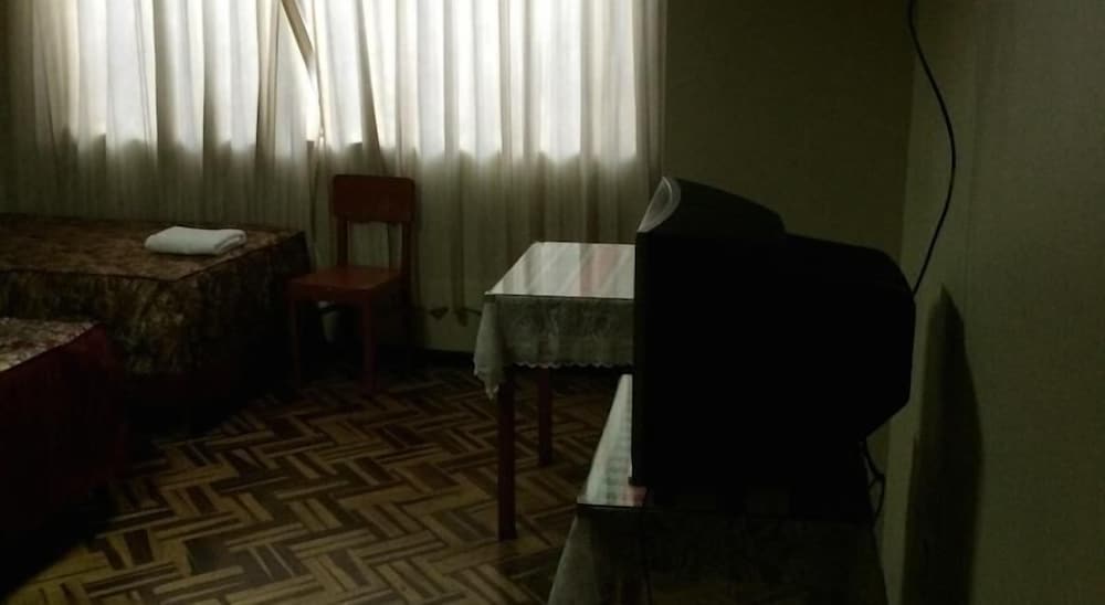 HOSTAL LOS UROS