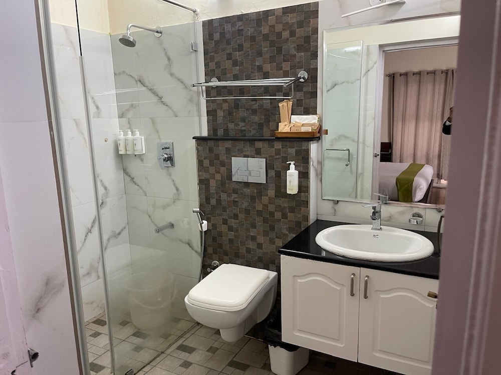 Rosewood by Nature resorts & stays