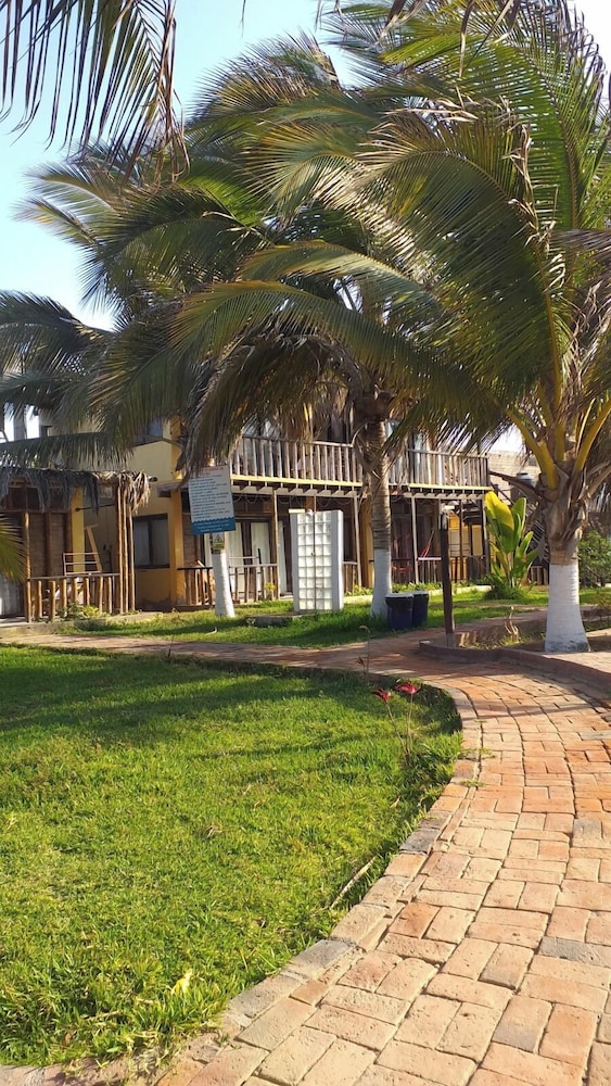 Punta Pacifico Bungalows Mancora