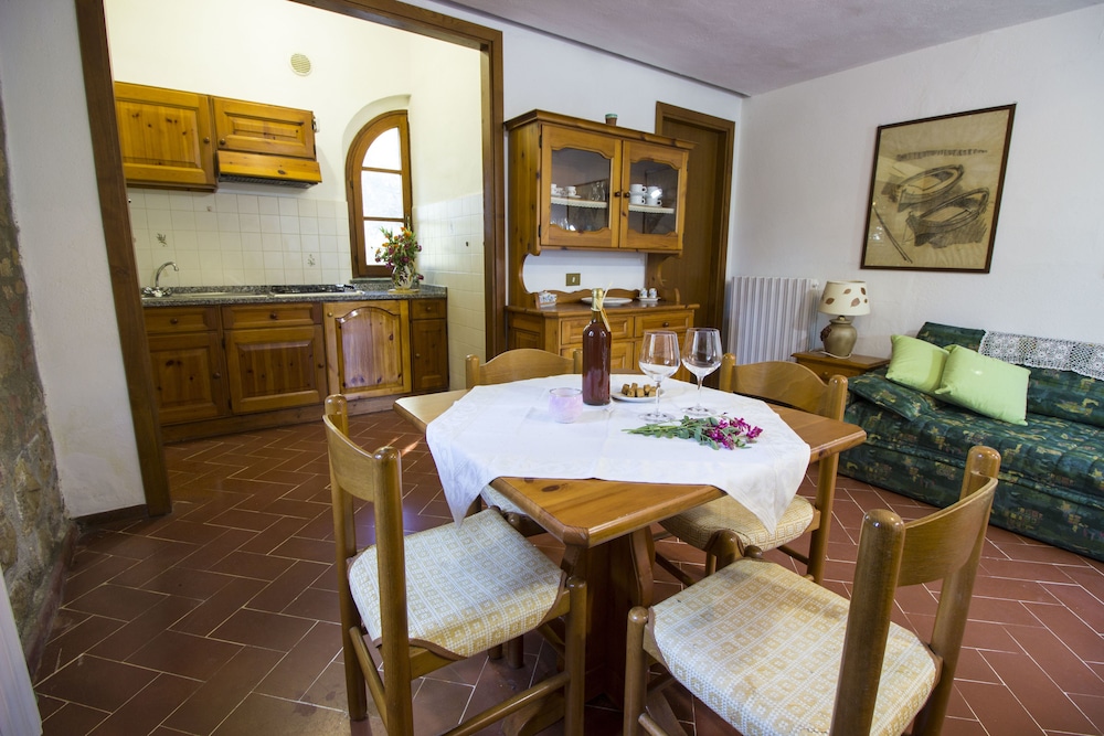 Borgo Il Poggio Agriturismo