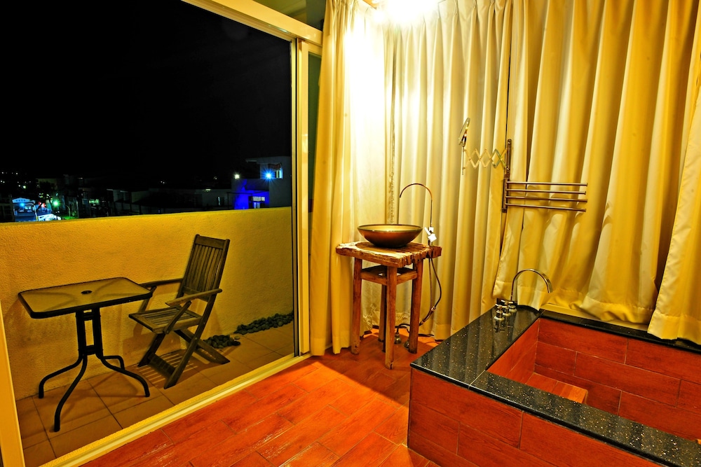 Kenting Macaron Hotel