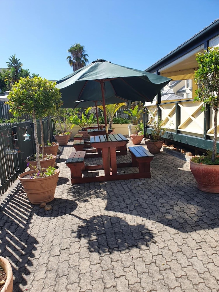 Knysna Wayside Inn