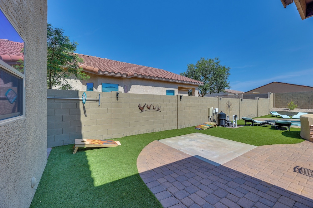 Mtn-view Getaway w/ Outdoor Oasis in Gold Canyon