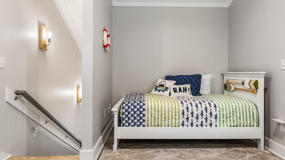 Beach Hangar by Southern Vacation Rentals