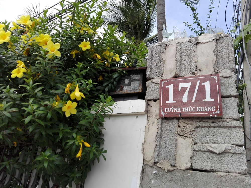 The House 17 1