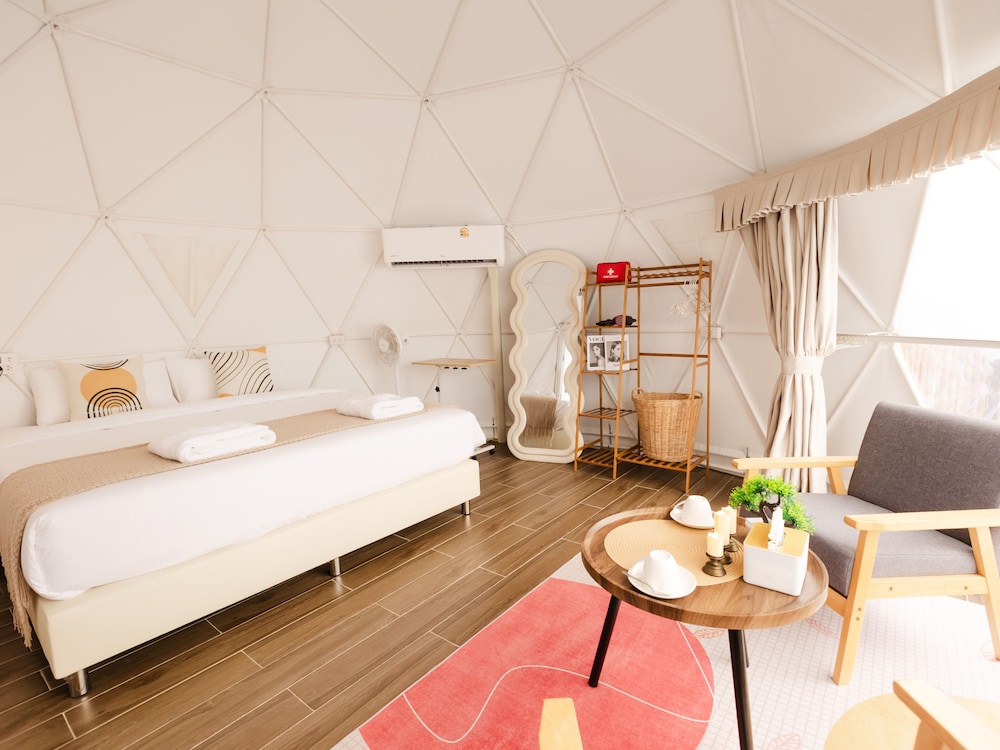 L1 Lanta Resort