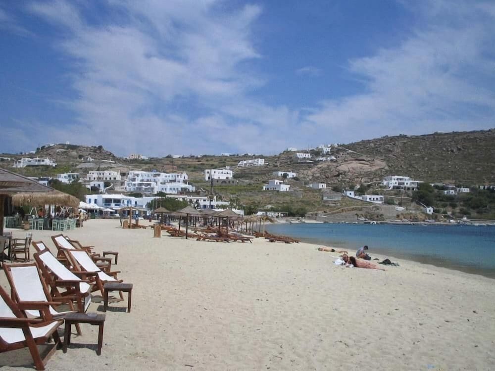 Yanna Asteri Suites view 3