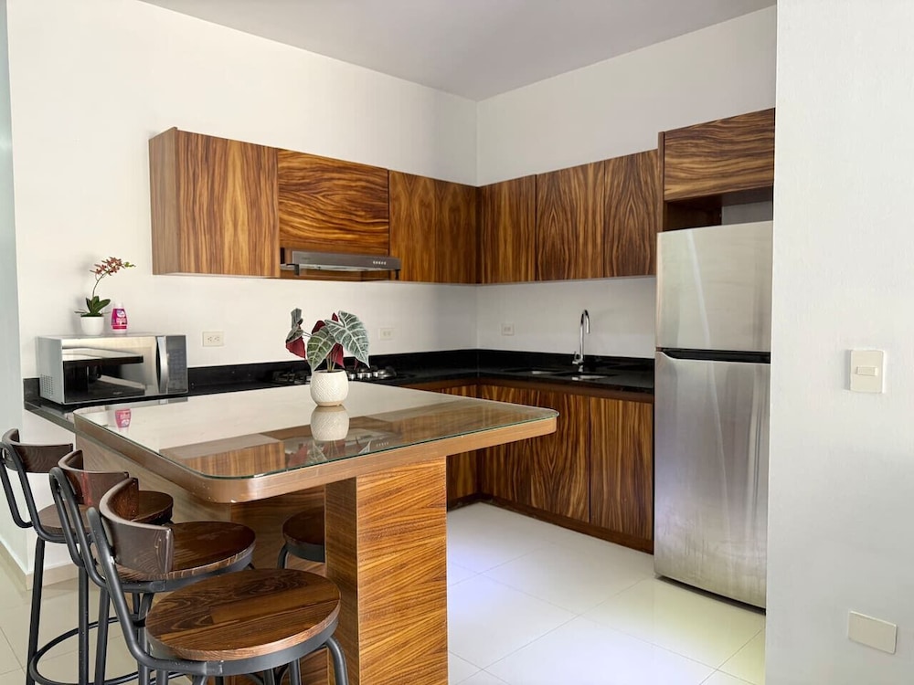 Rincon Colonial Apartments