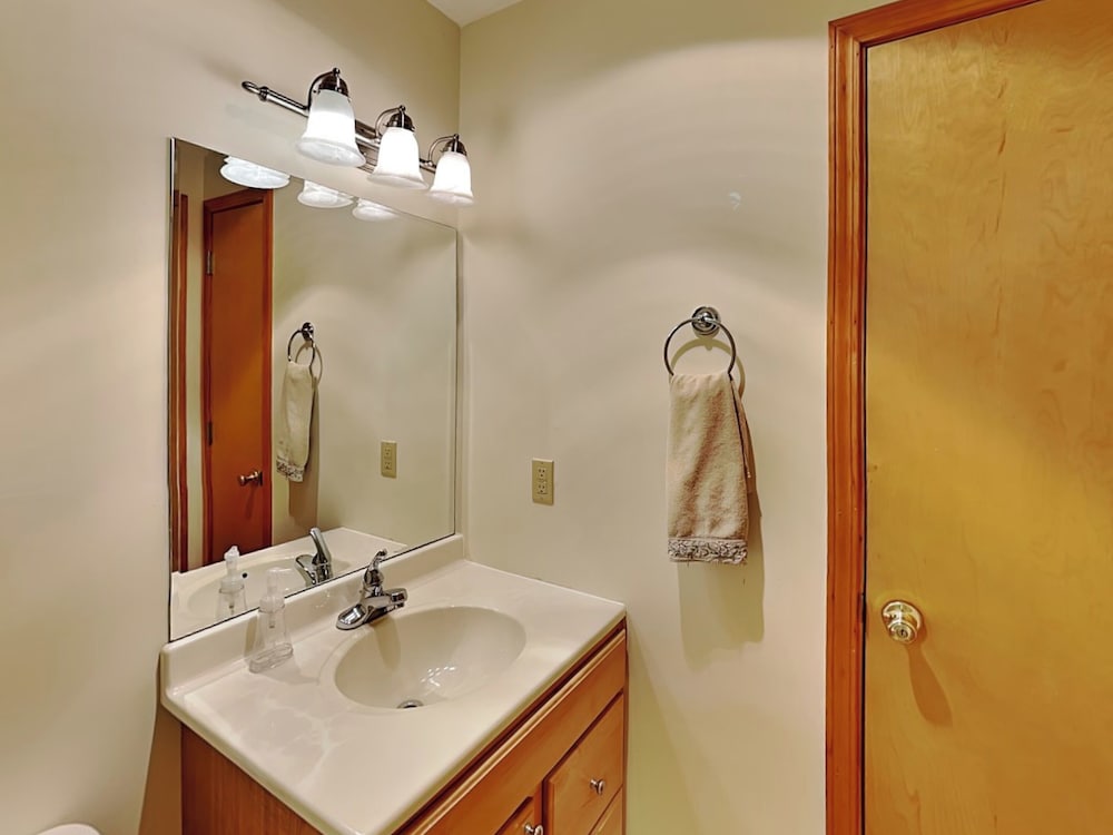 Walnut Cellars by Taylor Made Deep Creek