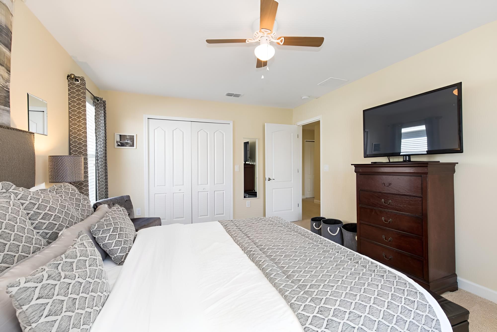 Paradise Palms 8956 - Image 4