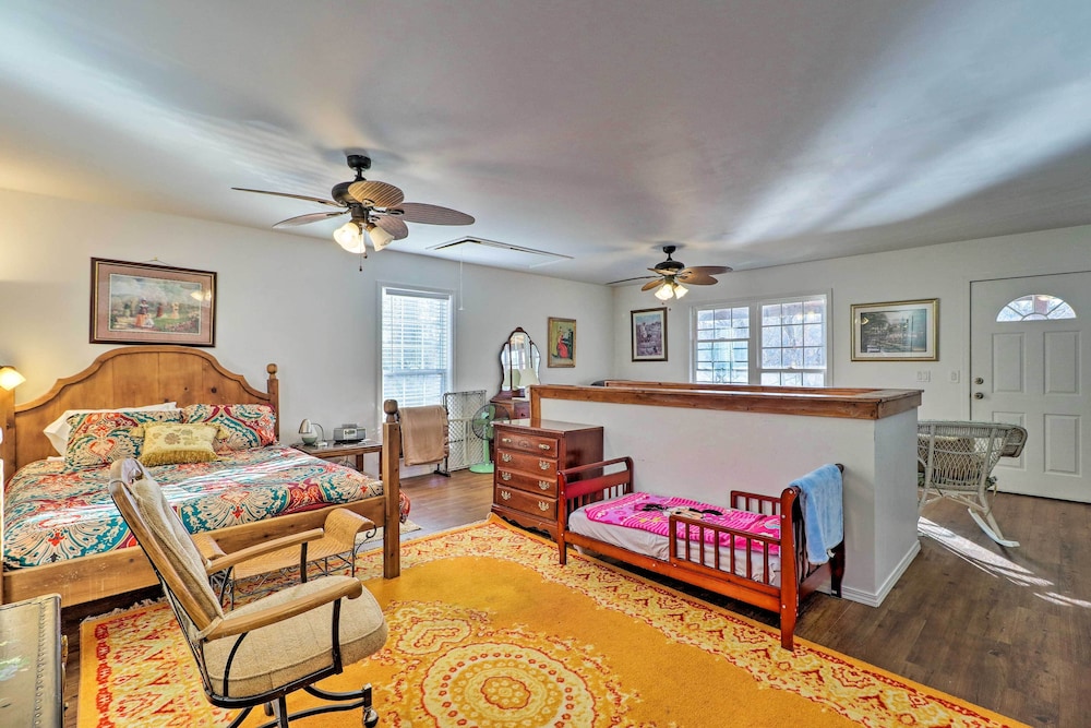 Lakefront Delta Cottage w/ Views, Canoe Dock! - Property Image 19
