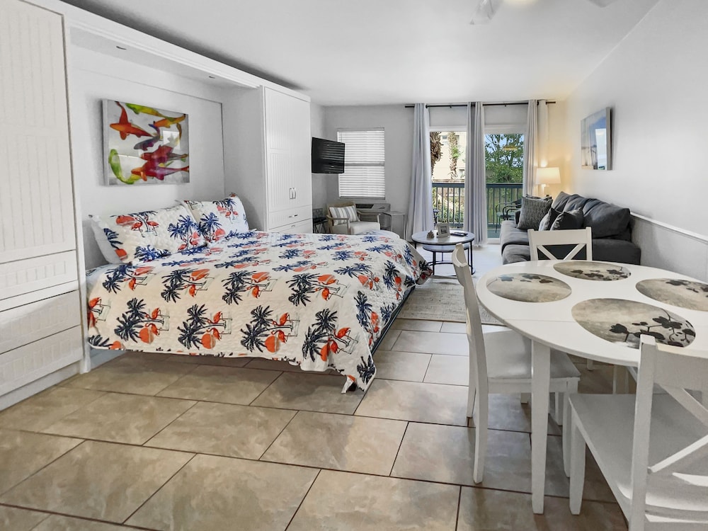 Inlet Sands - 204 - Studio home by RedAwning view 2