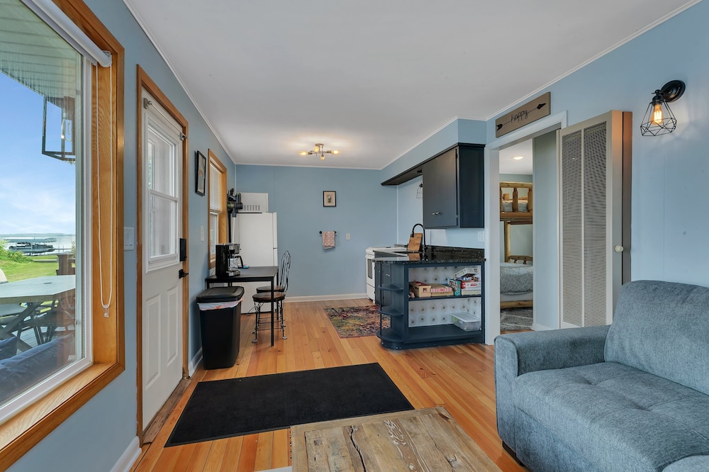 Rizzy's on the Lake - Property Image 52