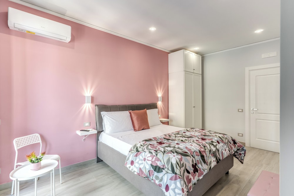 Marmolo Room
