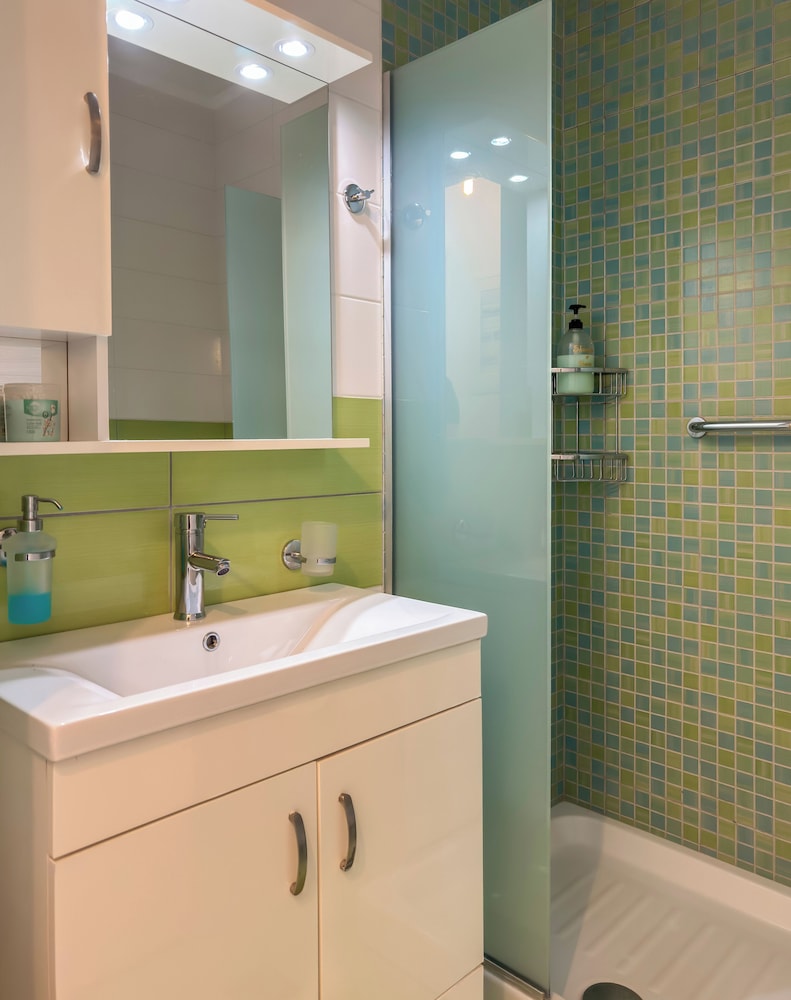 Alisahni Suite