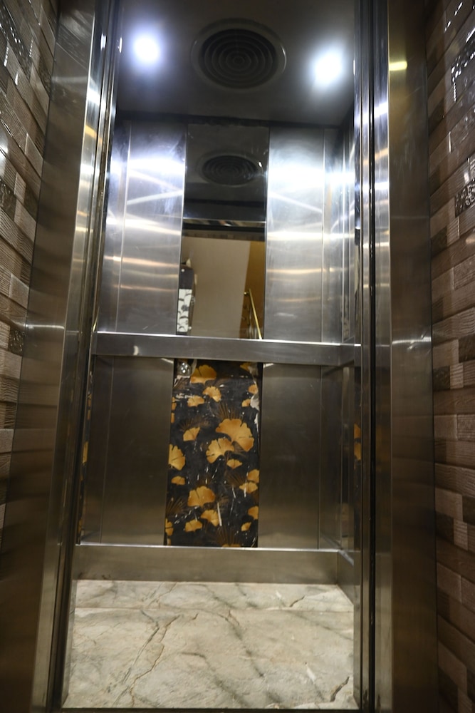 Hotel Aditya