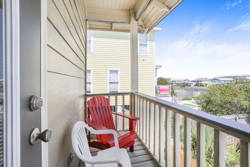 Camp David Side A pvt Pool Beach View Sleeps 9
