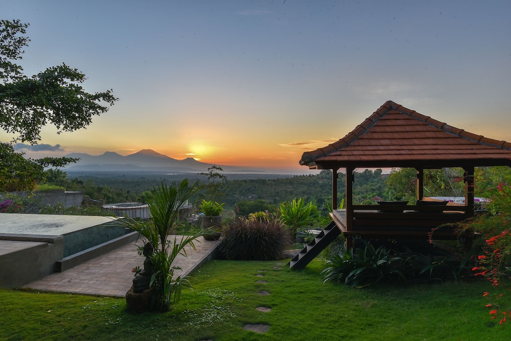 Sumberkima Hill Private Villa Retreat
