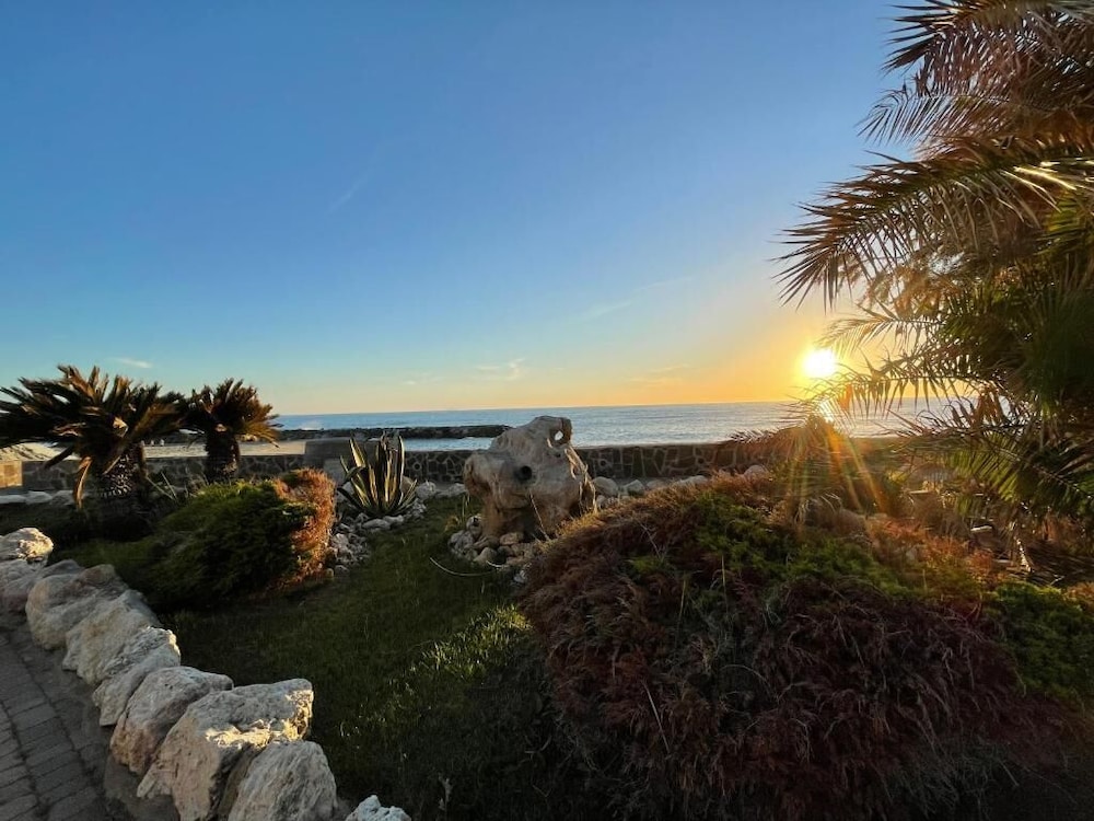 Le Mandrelle Beach Resort photo 4