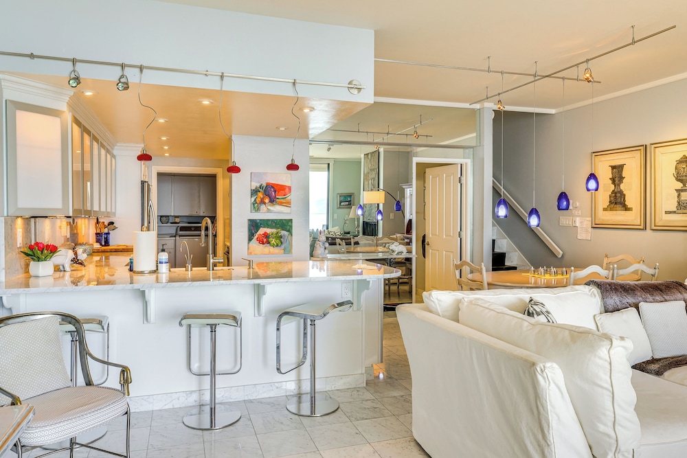 Lake Tahoe Gem w/ Furnished Deck & Water Views!