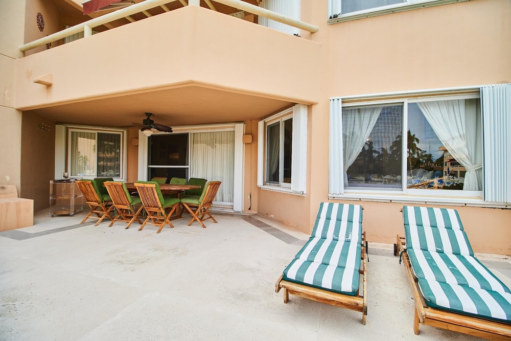 Peaceful Rustic Apartment Beachfront Swimming Pool Terrace Awesome Amenities view 3