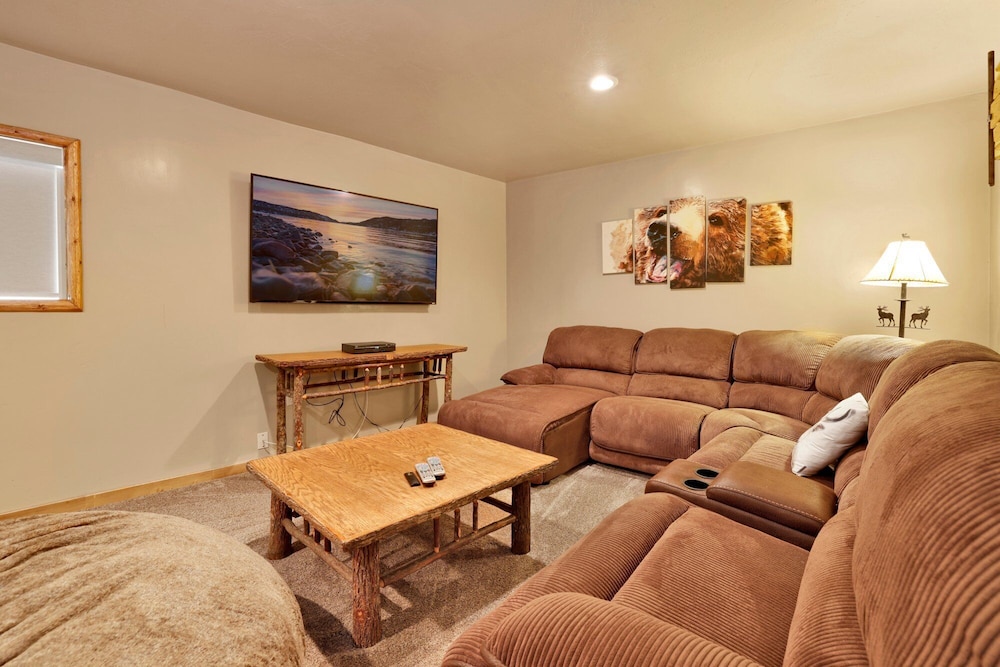 Menlo Slope View Chalet #2233
