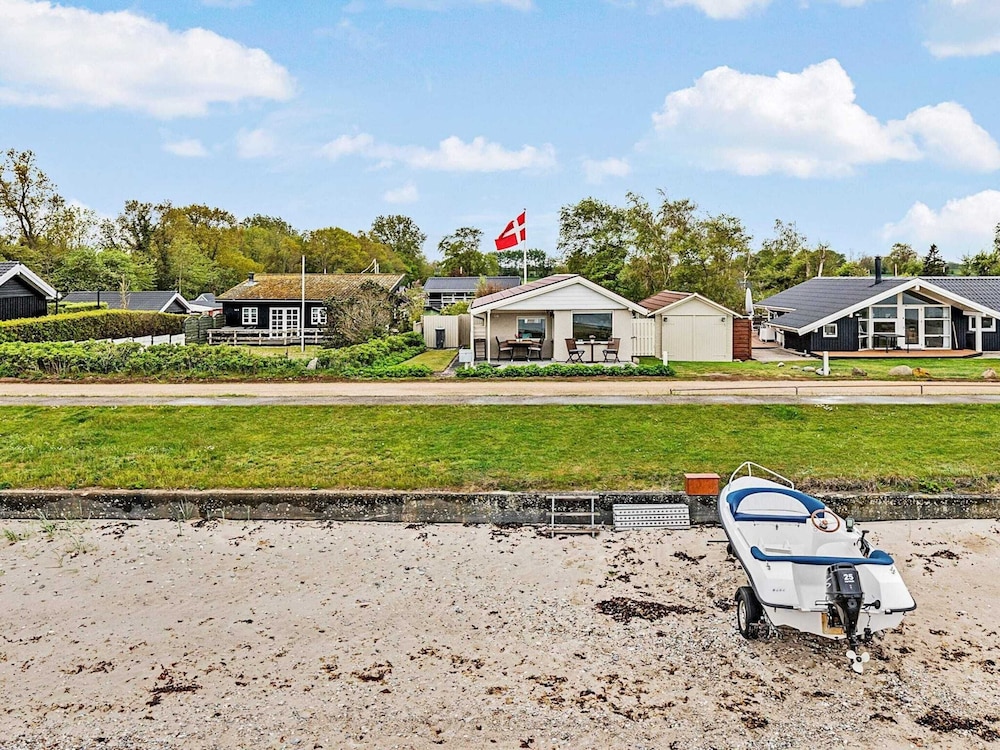 6 Person Holiday Home in Otterup