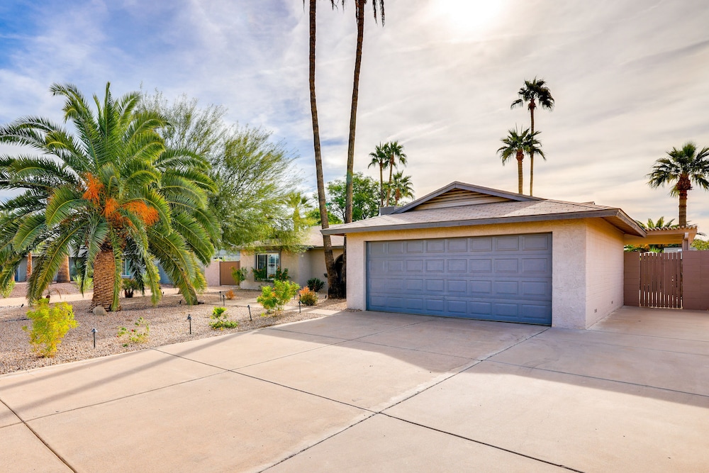 6 Mi to TPC Scottsdale: Family Escape w/ Fire Pit! view 4
