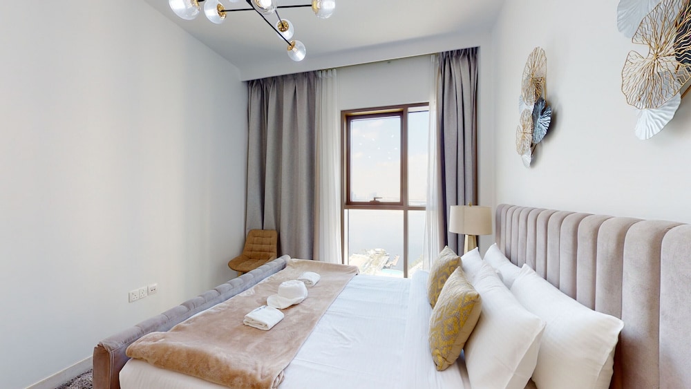 Primestay - Creekside Residences - Creek