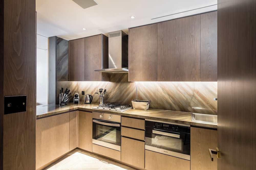 Five Palm Jumeirah Residences -Mint Stay