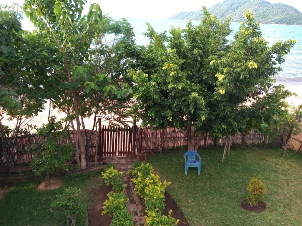 Photo 18