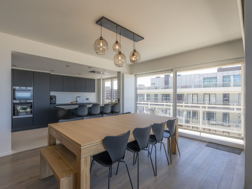 Apartment With Panoramic sea View in De Panne
