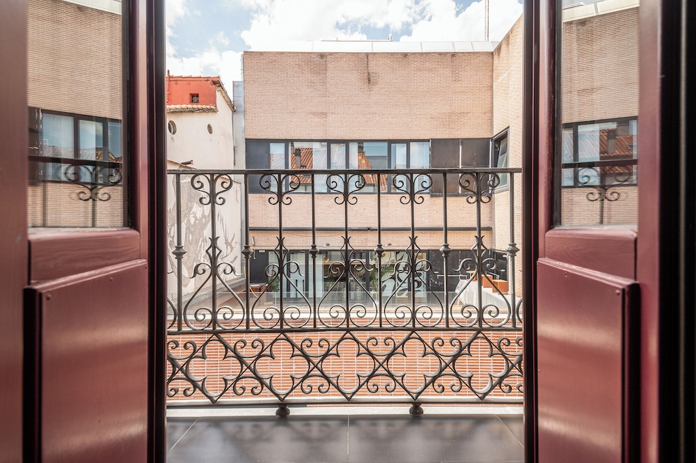 Libertad 24